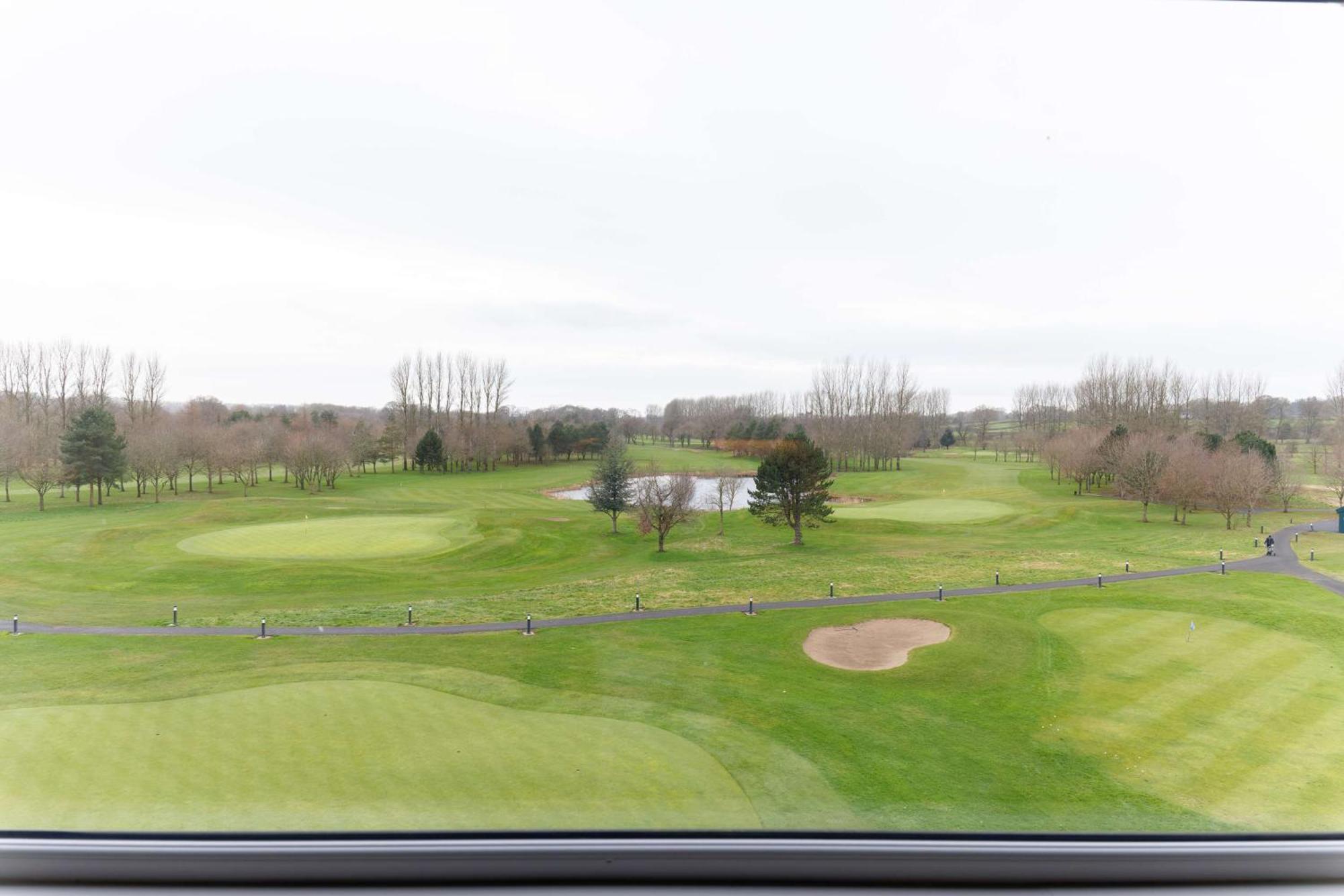 Doubletree By Hilton Belfast Templepatrick Hotel Bagian luar foto