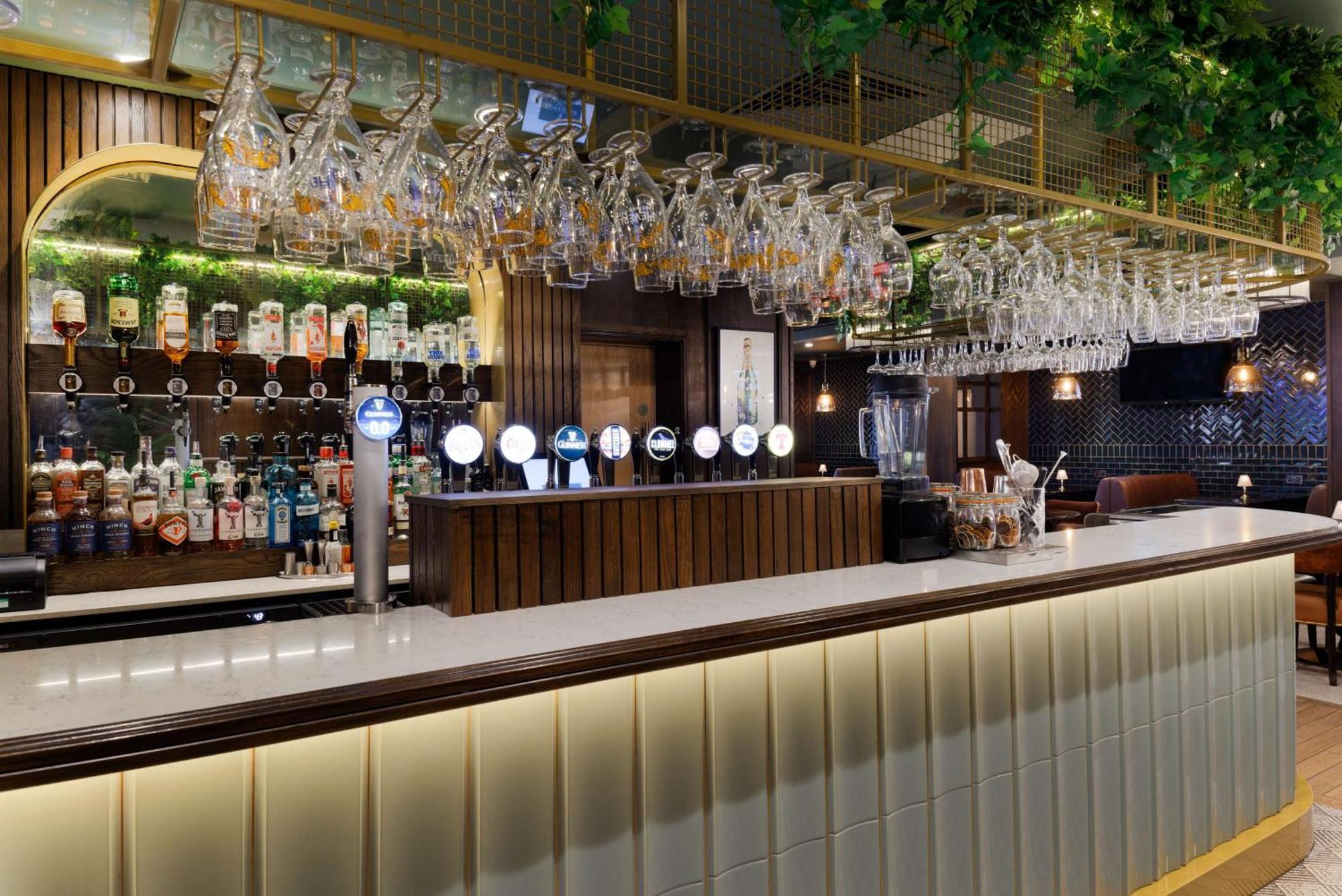 Doubletree By Hilton Belfast Templepatrick Hotel Bagian luar foto