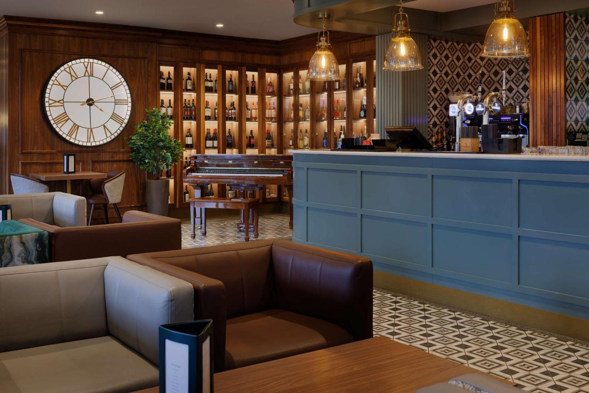 Doubletree By Hilton Belfast Templepatrick Hotel Bagian luar foto