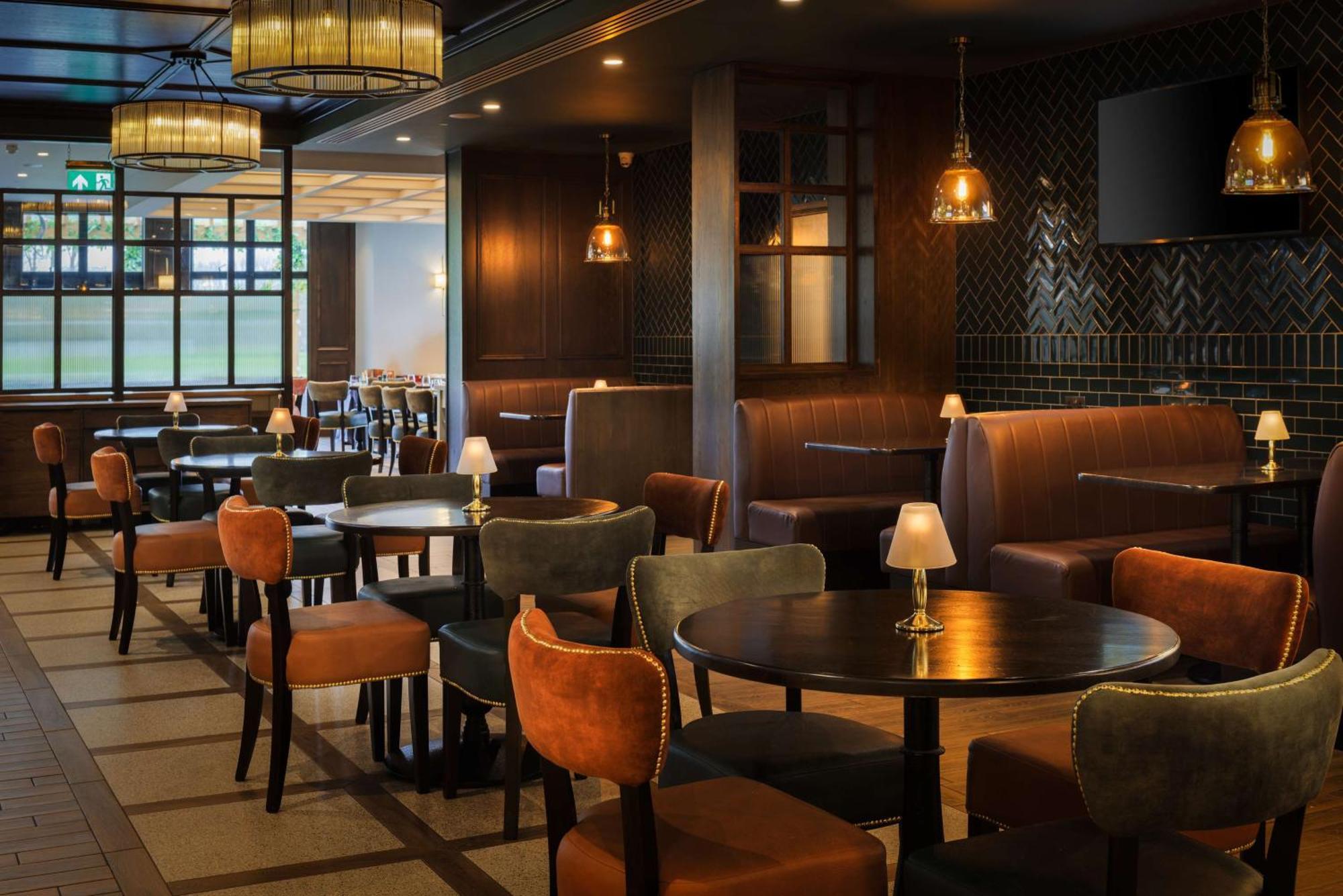 Doubletree By Hilton Belfast Templepatrick Hotel Bagian luar foto