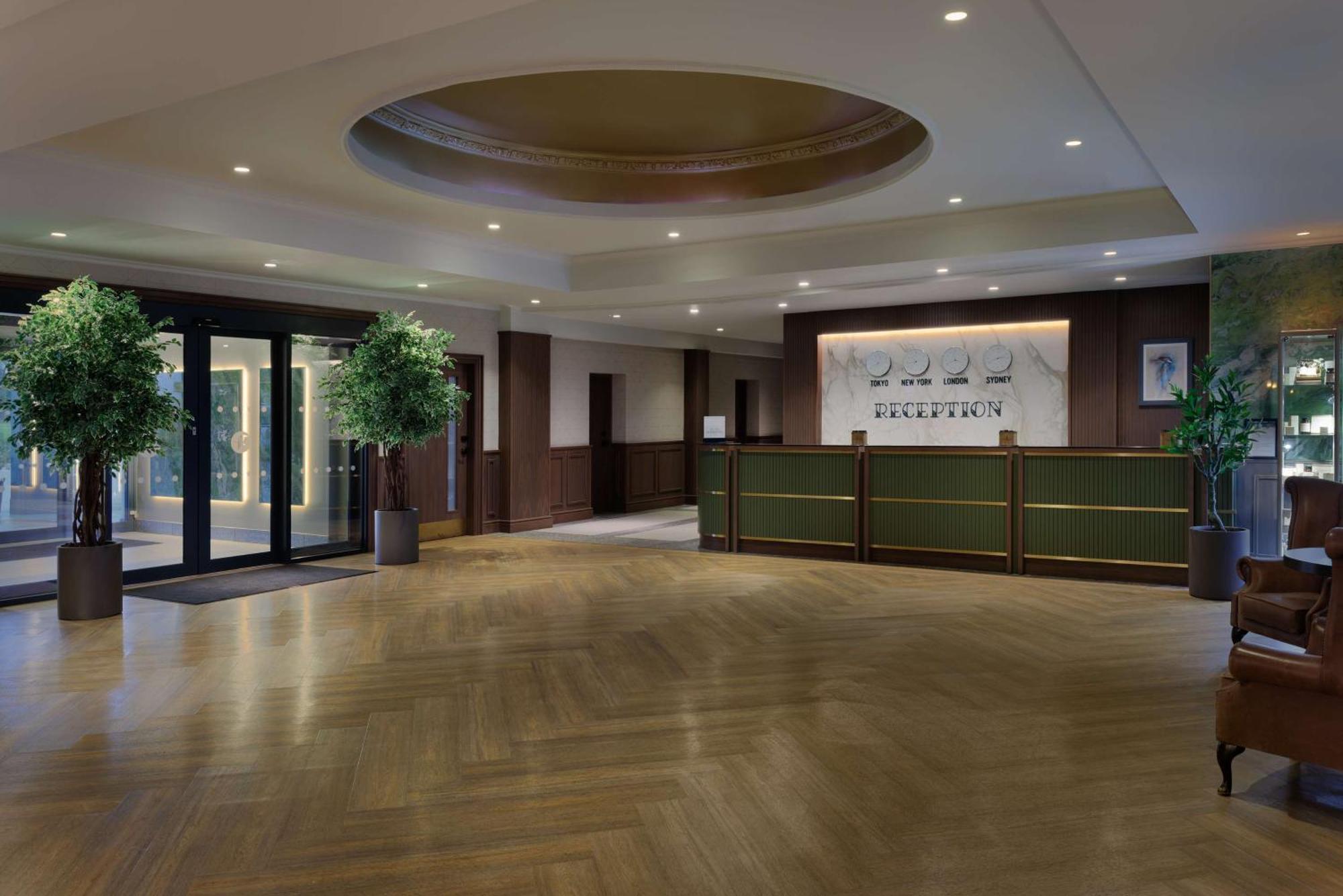 Doubletree By Hilton Belfast Templepatrick Hotel Bagian luar foto