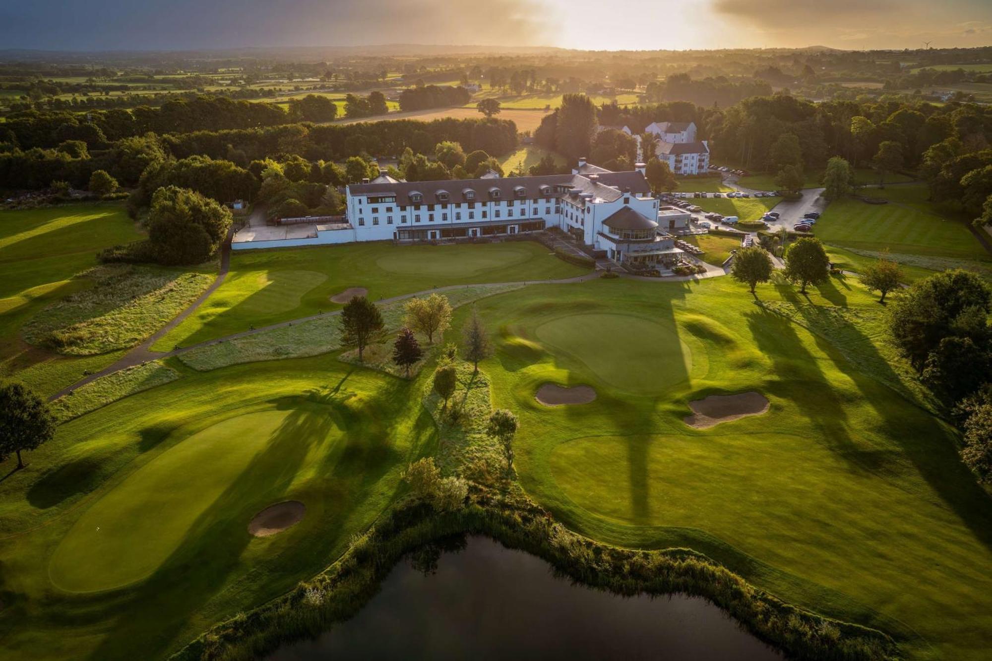 Doubletree By Hilton Belfast Templepatrick Hotel Bagian luar foto
