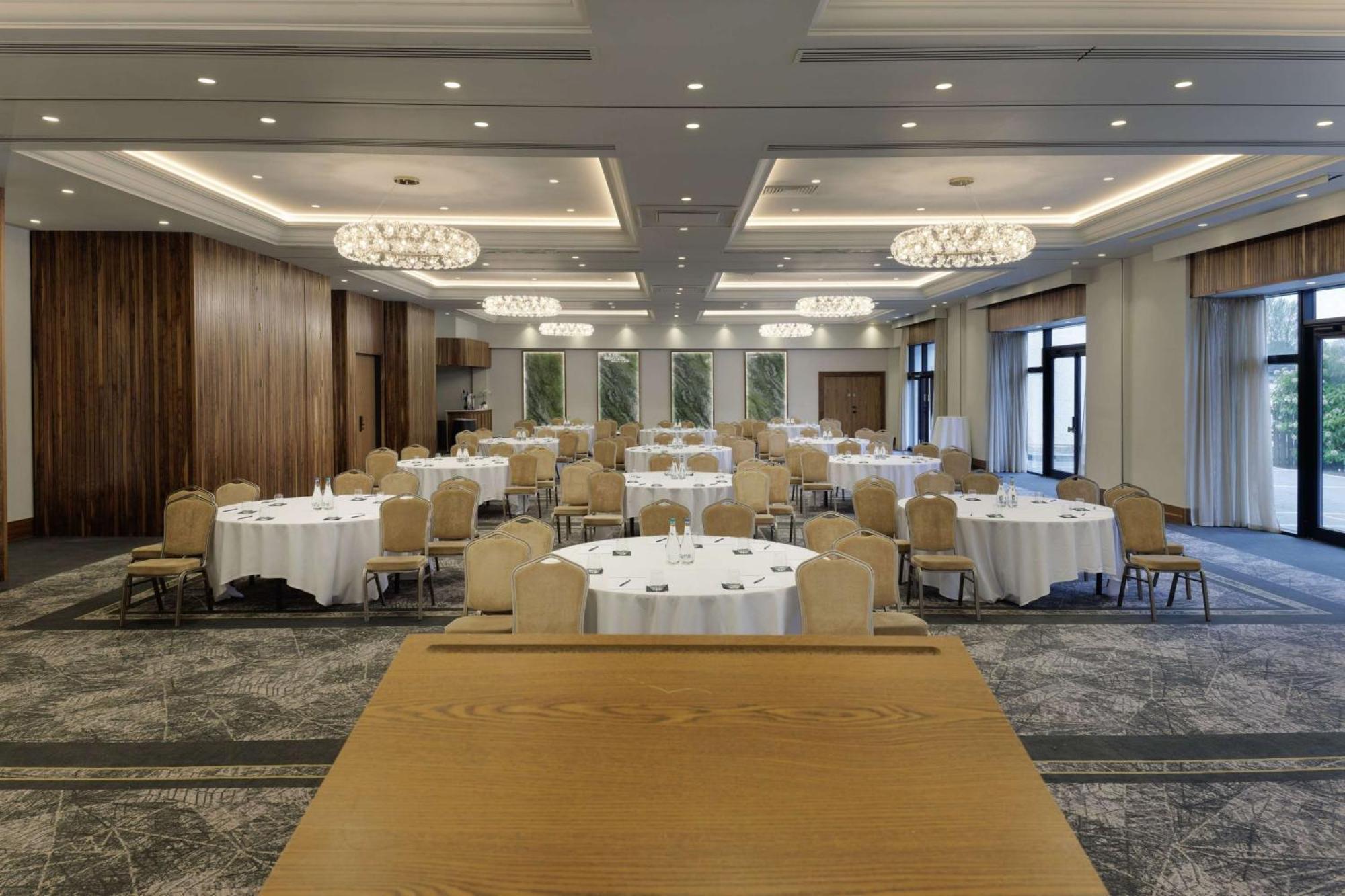 Doubletree By Hilton Belfast Templepatrick Hotel Bagian luar foto